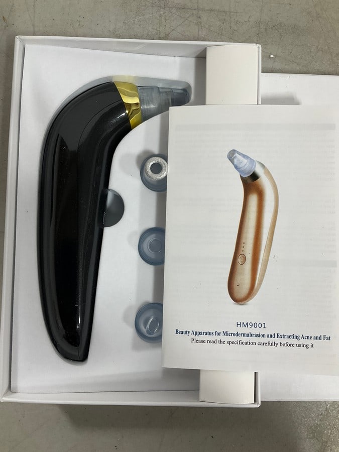 Beauty Apparatus for Microdermabrasion and acne/fat extractor*new in package*: Beauty Apparatus for Microdermabrasion and acne/fat extractor*new in package*