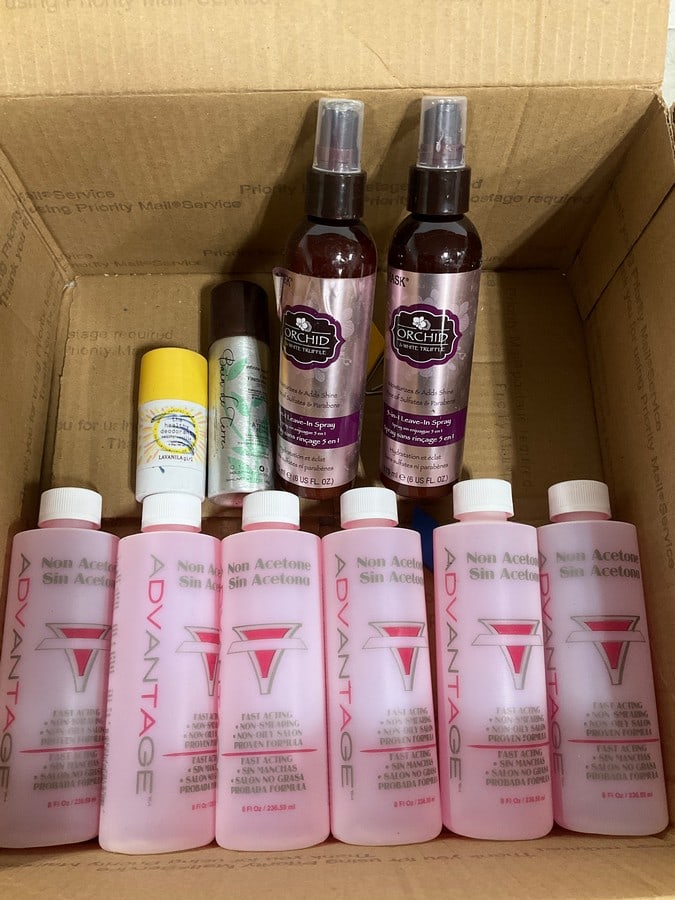 Various hygiene products(Advantage non acetone, Hask orchid and white truffle leav in spray, and: Various hygiene products(Advantage non acetone, Hask orchid and white truffle leav in spray, and more)