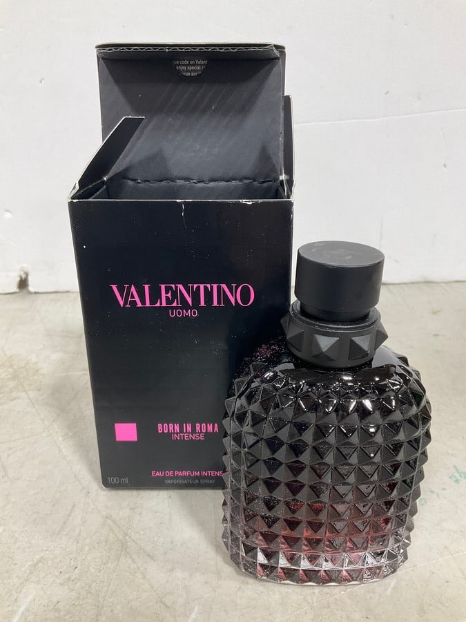 Valentino UOMO Born in Roma intense perfume(100mL, 3.4fl.oz.): Valentino UOMO Born in Roma intense perfume(100mL, 3.4fl.oz.)