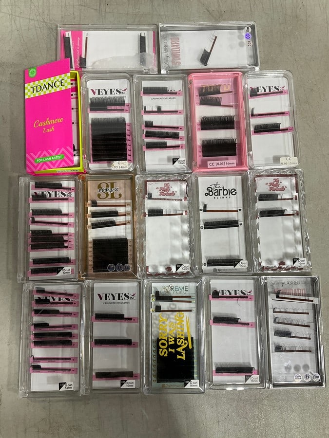 Various eyelashes: Various eyelashes