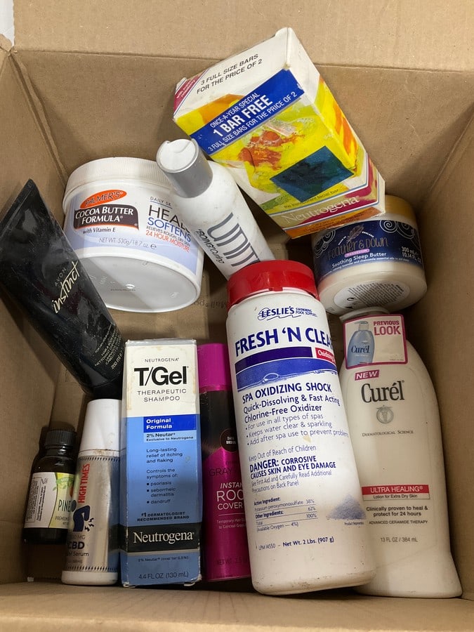 Various hygiene/cleaning products(Curel lotion, Spa oxidizing shock, and more): Various hygiene/cleaning products(Curel lotion, Spa oxidizing shock, and more)