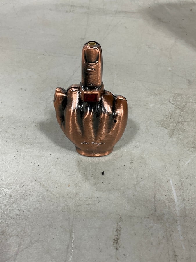 Las Vegas middle finger lighter: Las Vegas middle finger lighter