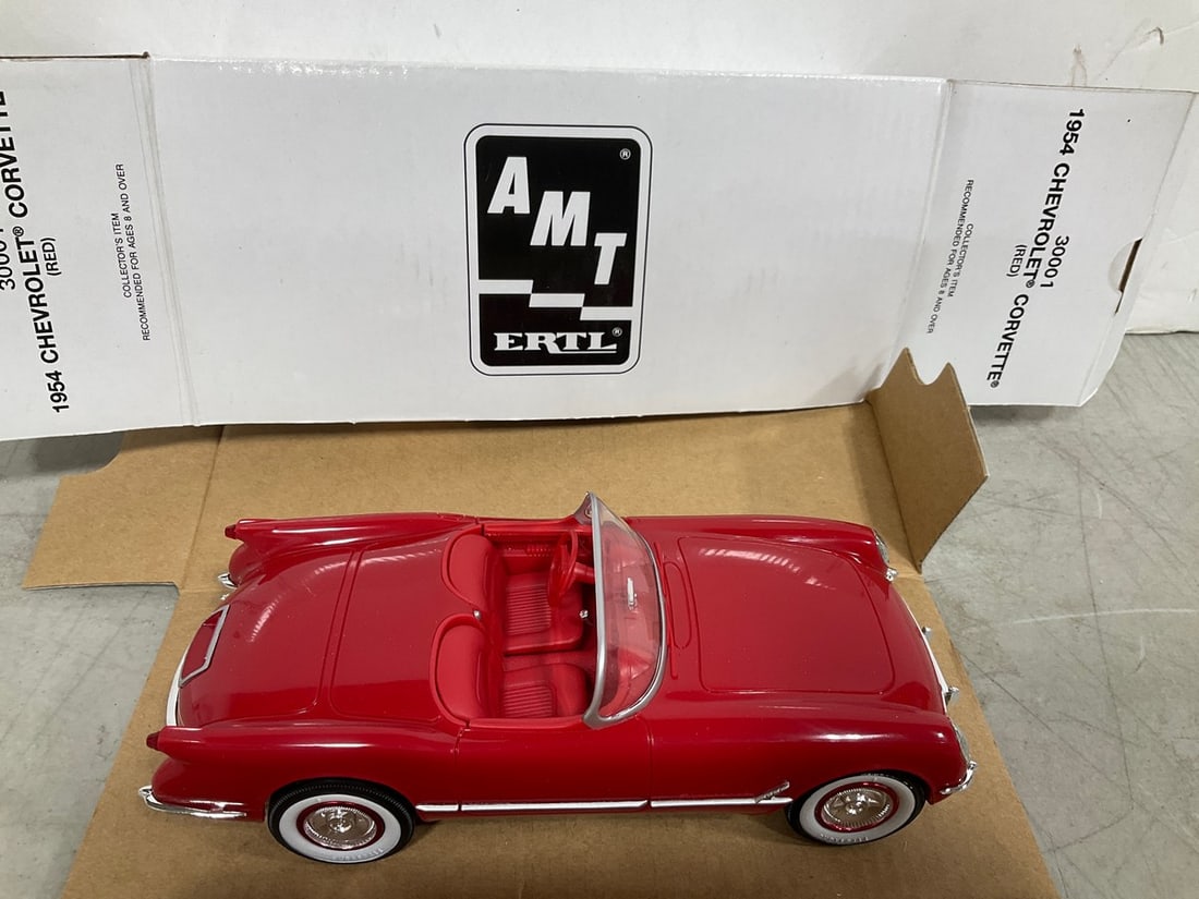 ERTL 1954 Chevrolet Corvette Dealer Promo Car - Red: ERTL 1954 Chevrolet Corvette Dealer Promo Car - Red