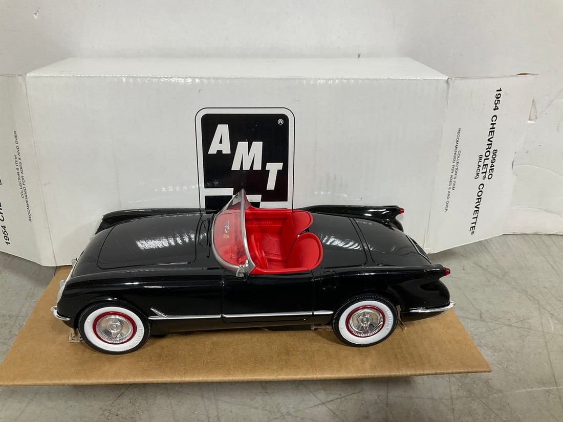 ERTL 1954 Chevrolet Corvette Dealer Promo Car - Black: ERTL 1954 Chevrolet Corvette Dealer Promo Car - Black