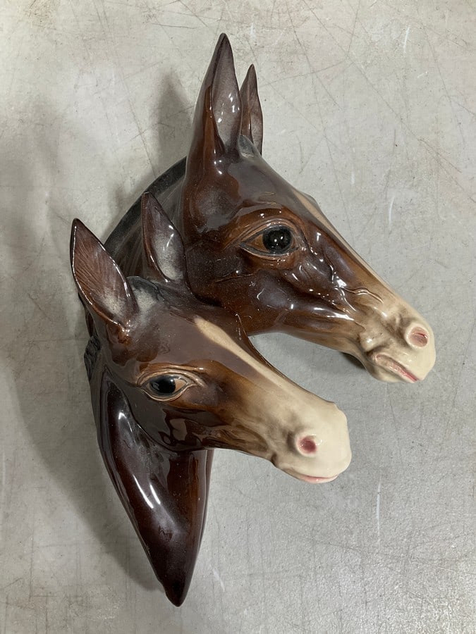 Vintage Jema Holland ceramic horse: Vintage Jema Holland ceramic horse