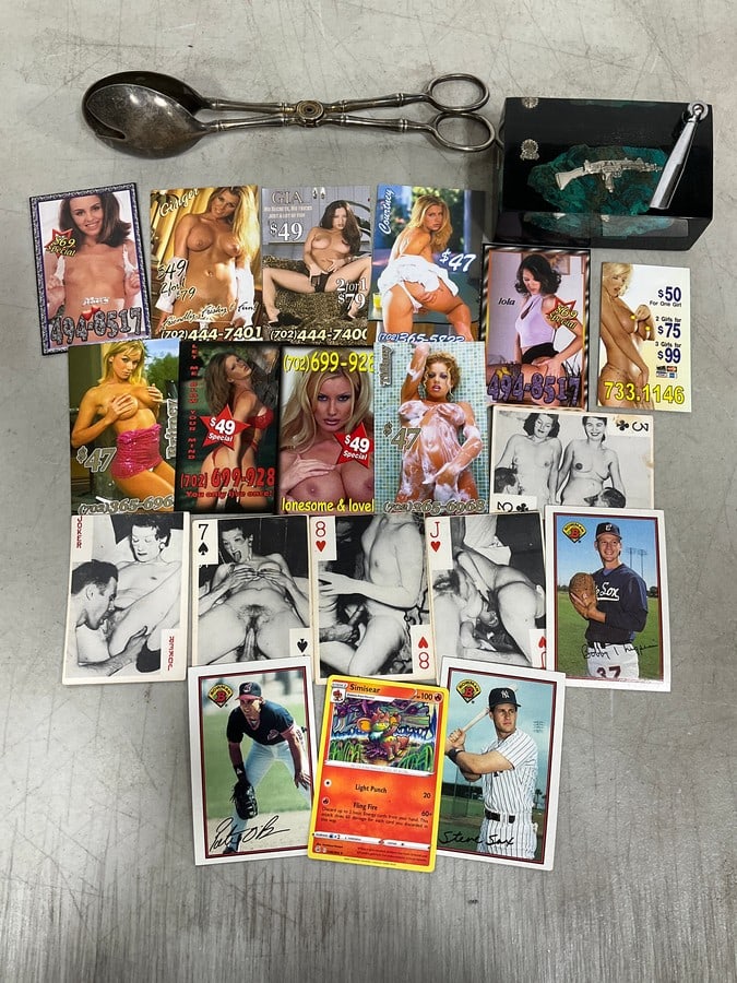 Pornographic cards, pen holder display, and more: Pornographic cards, pen holder display, and more