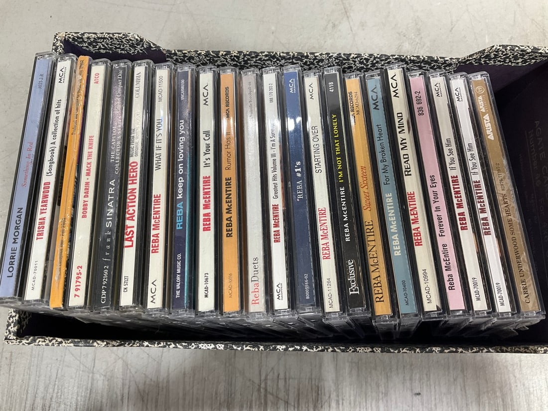 Vintage CD's(Reba, Bobby Darin, Frank Sinatra, and more): Vintage CD's(Reba, Bobby Darin, Frank Sinatra, and more)