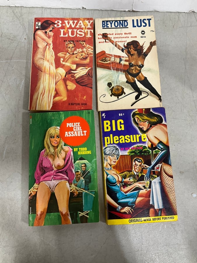 Vintage erotic books: Vintage erotic books