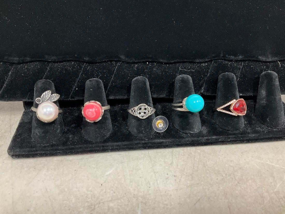 Costume Rings (Various Sizes): Costume Rings (Various Sizes)