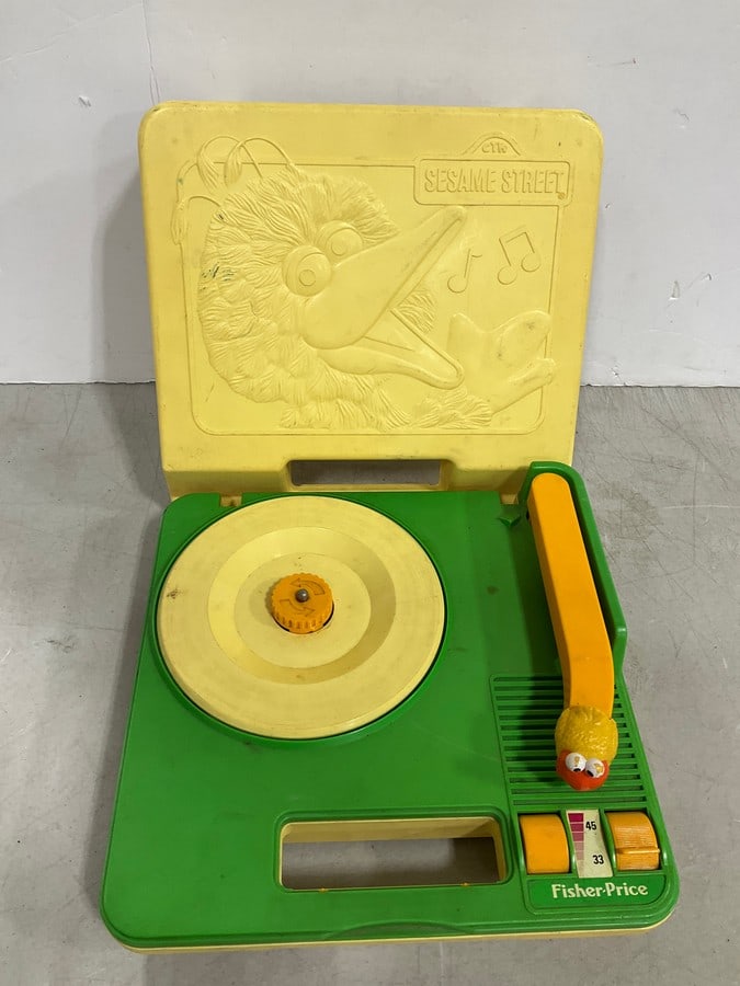 Vintage Sesame Street Record Player: Vintage Sesame Street Record Player