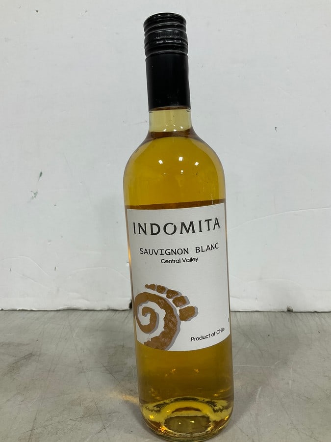Indomita Sauivignon Blanc Wine - 750ml (12.5%) *SEALED*: Indomita Sauivignon Blanc Wine - 750ml (12.5%) *SEALED*