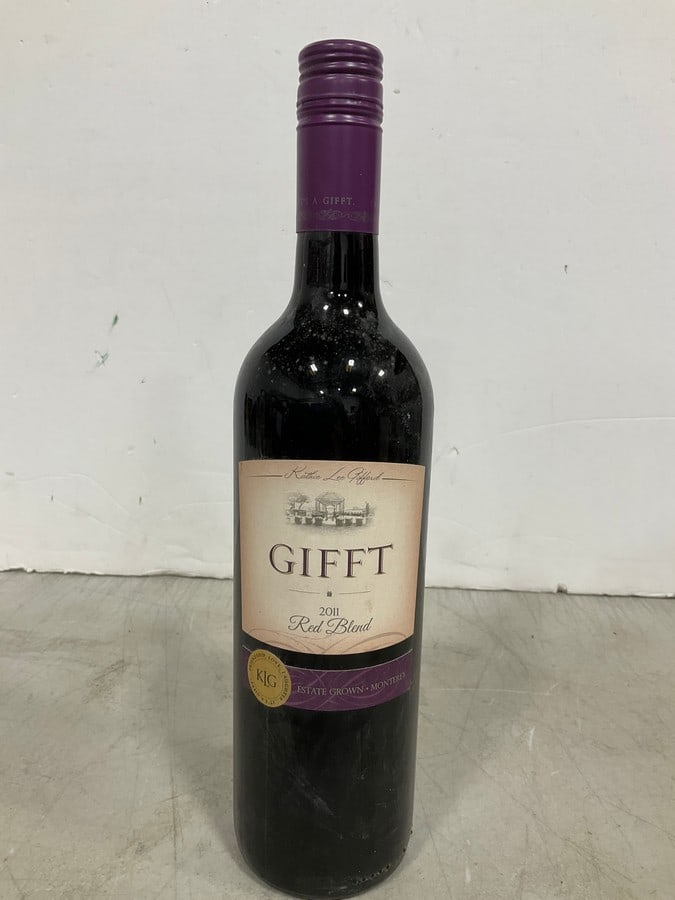 2011 Gifft Red Blend Wine - 750ml (13.5%) *SEALED*: 2011 Gifft Red Blend Wine - 750ml (13.5%) *SEALED*