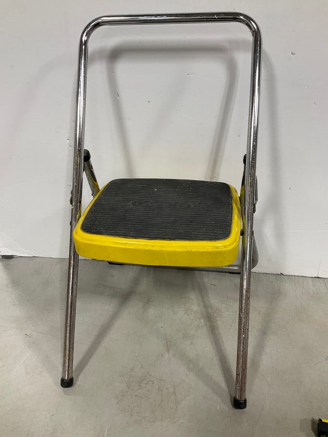 1960s Costco Stepstool: 1960s Costco Stepstool