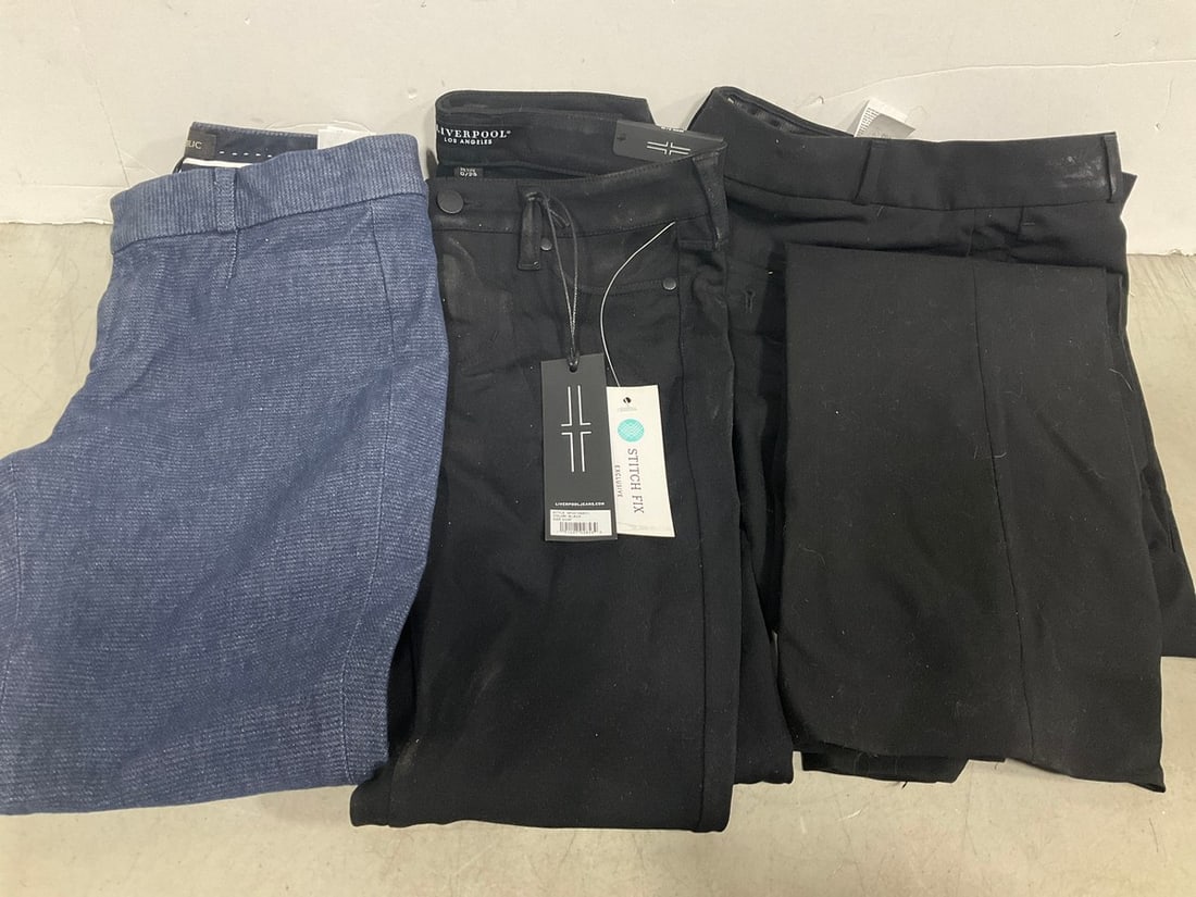 Various Dress Pants (Banana Republic, and Liverpool): Various Dress Pants (Banana Republic, and Liverpool)Size: Petite / 0 Women's