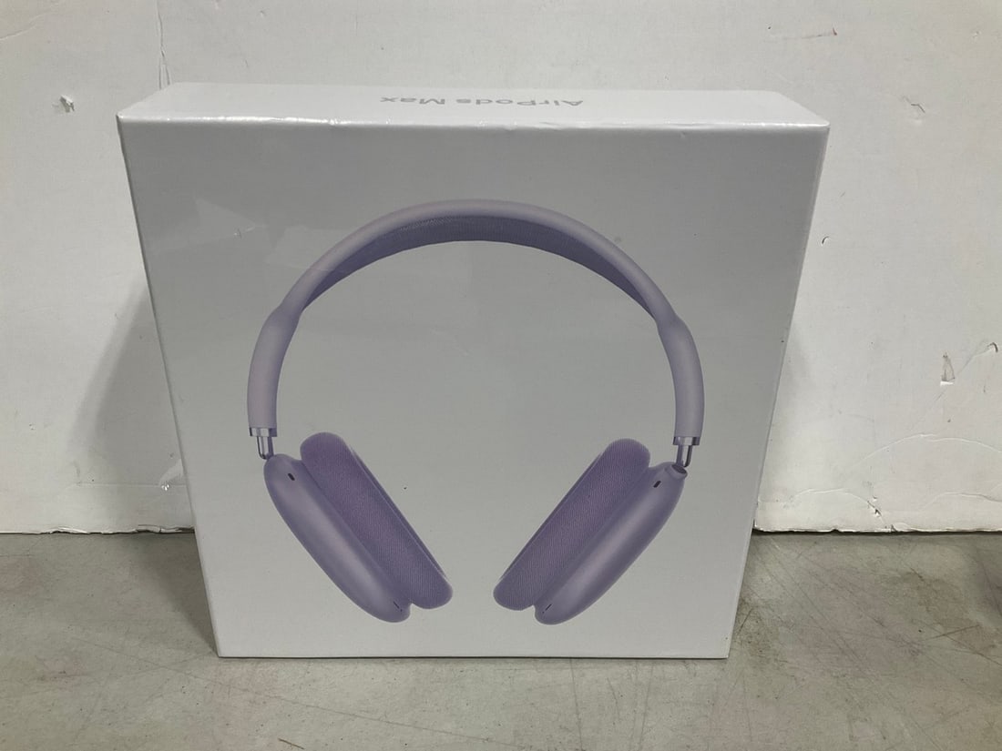 Airpods Max Headphones *SEALED*: Airpods Max Headphones *SEALED*