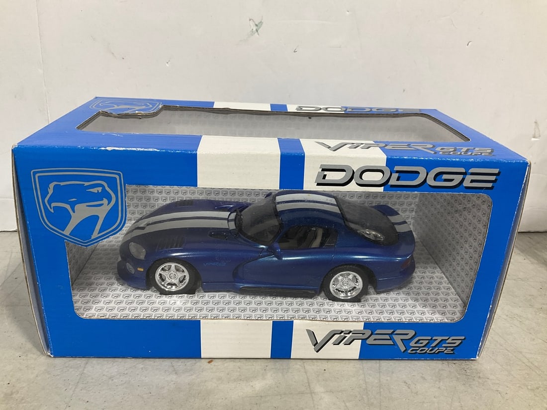 Dodge Viper GTS Coupe Dealer Promo Car *new in box*: Dodge Viper GTS Coupe Dealer Promo Car *new in box*