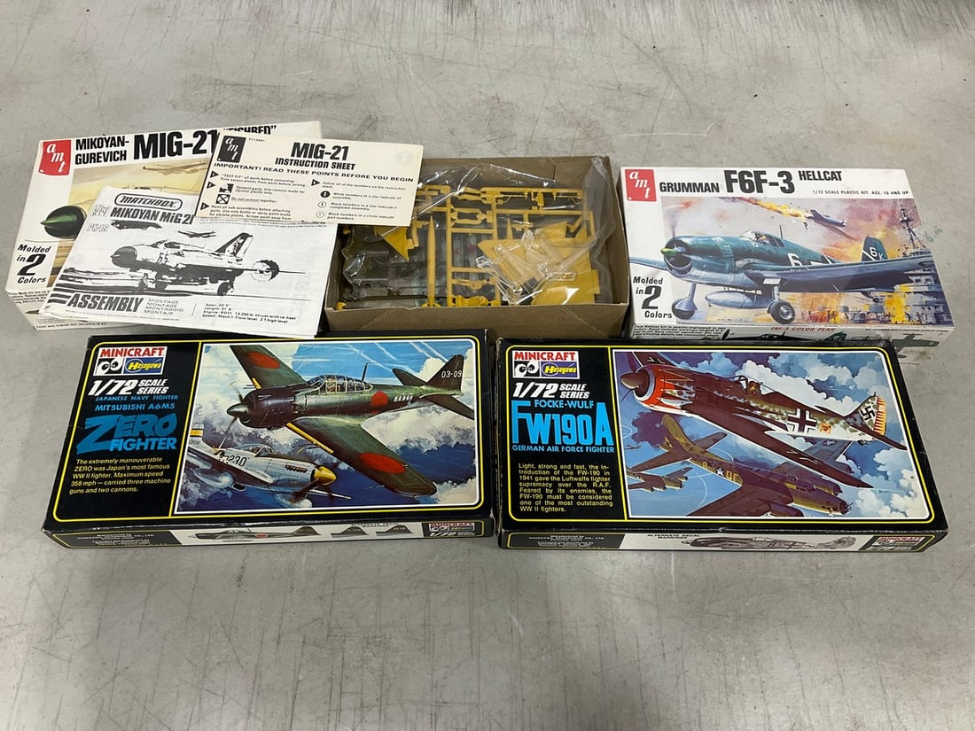 Vintage plane models(Grumman F6F-3 Hellcat, MIG-21, and more) (1 of 1)