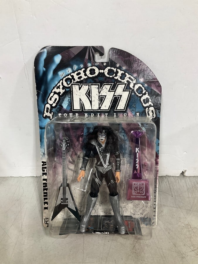 Kiss Ace Frehley collectible figure*new in package*: Kiss Ace Frehley collectible figure*new in package*