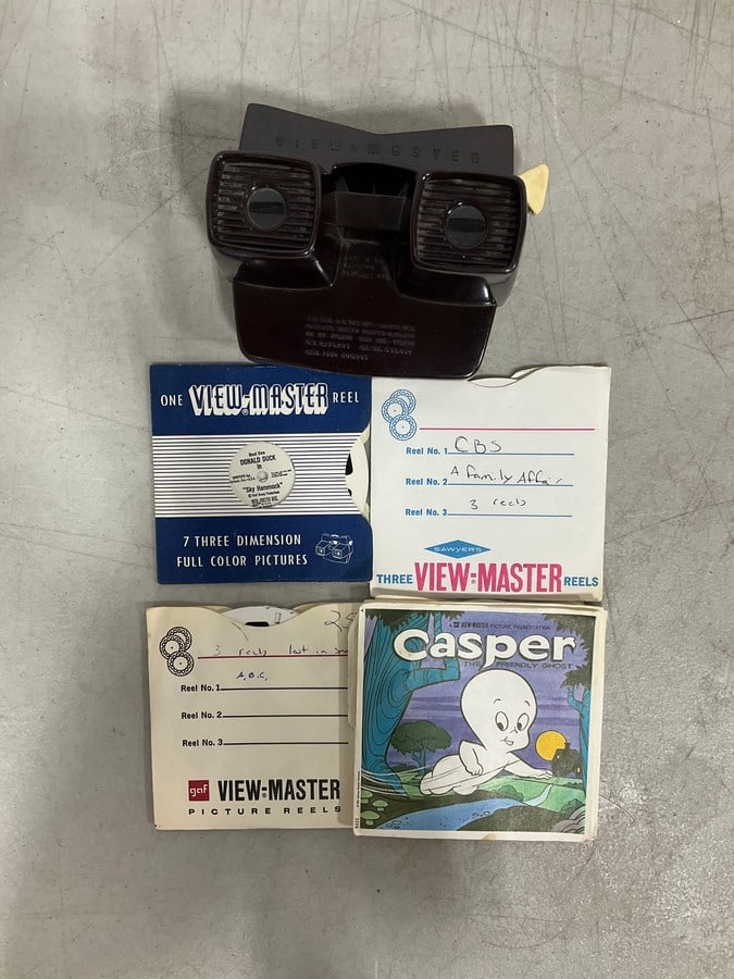 Vintage view Master slides and viewer: Vintage view Master slides and viewer