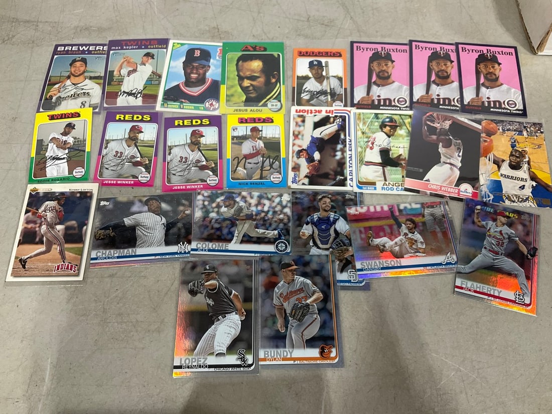 Vintage collectible sports cards: Vintage collectible sports cards