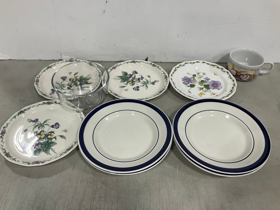 Various Ceramic Plates, and more (Noritake, Pyrex, etc) (1 of 1)
