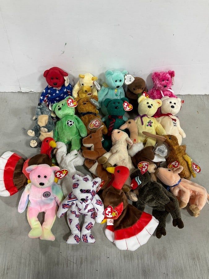 Various Beanie Babies: Various Beanie Babies