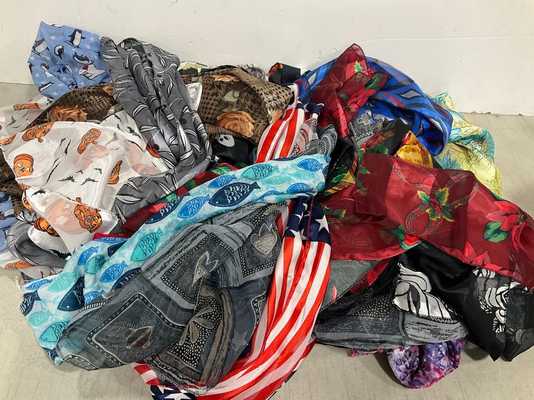 Various Scarves *mostly silk* (1 of 1)