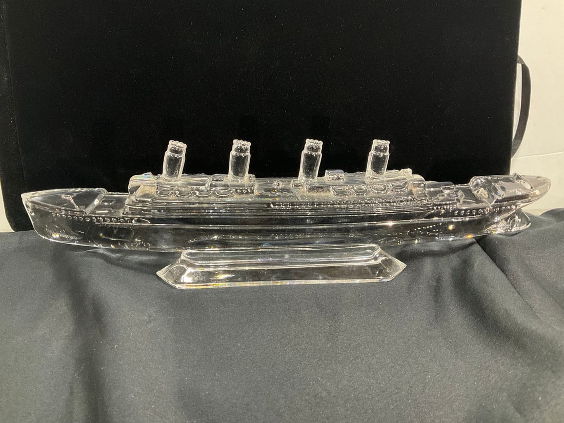 Waterford crystal Titanic sculpture(3.25in.x11in.x1.5) (1 of 1)