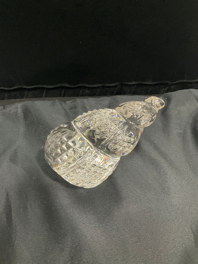 Waterford crystal conch shell paperweight(2.5in.tall,4.5in.long): Waterford crystal conch shell paperweight(2.5in.tall,4.5in.long)