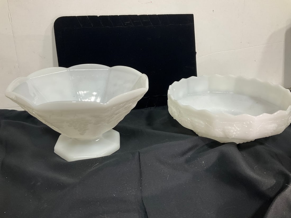 Anchor Hocking white milk glass grape style fruit bowl(5.5in.tall) and centerpiece bowl: Anchor Hocking white milk glass grape style fruit bowl(5.5in.tall) and centerpiece bowl