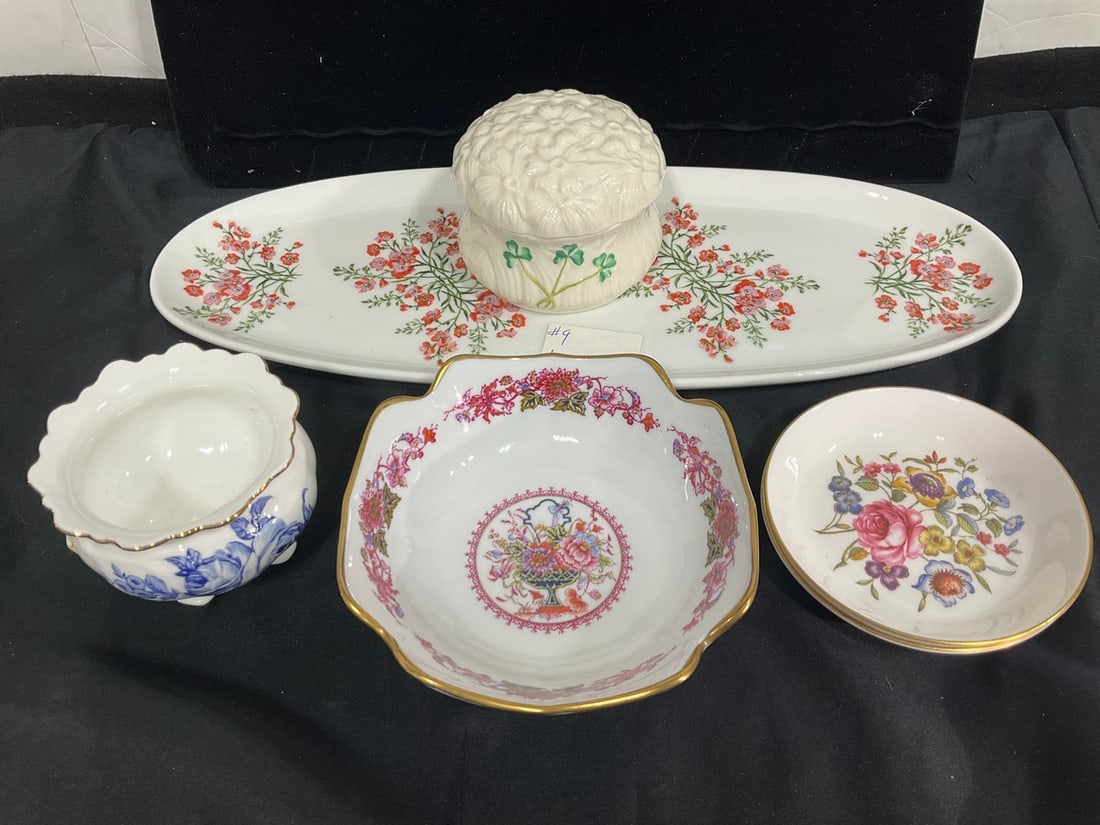 Floral tray5.5in.x14in.(Aynsley, Royal Worcester, etc.): Floral tray5.5in.x14in.(Aynsley, Royal Worcester, etc.)