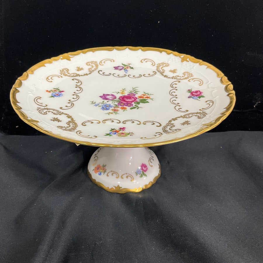 Reichenbach porcelain cake stand(4.25intall) (1 of 1)