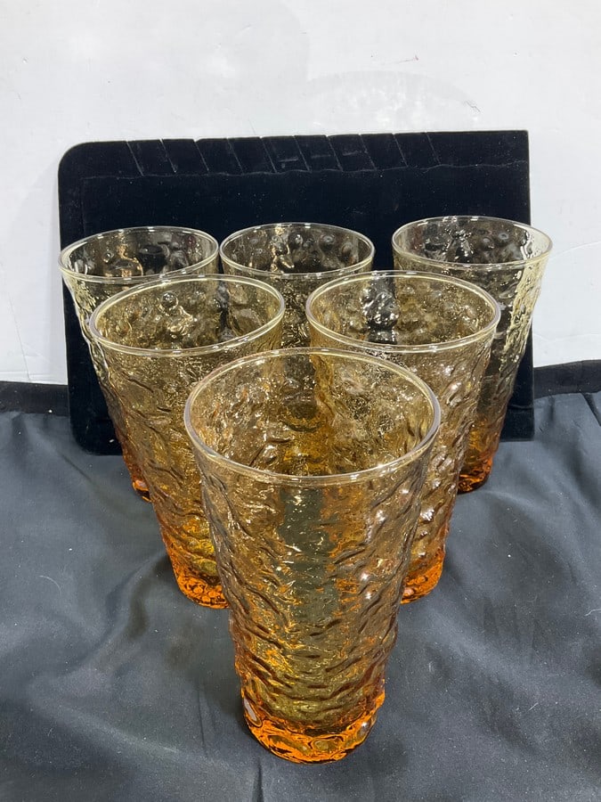 Vintage MCM Anchor Hocking Milano honey gold amber glass tumbler set(7in.tall): Vintage MCM Anchor Hocking Milano honey gold amber glass tumbler set(7in.tall)