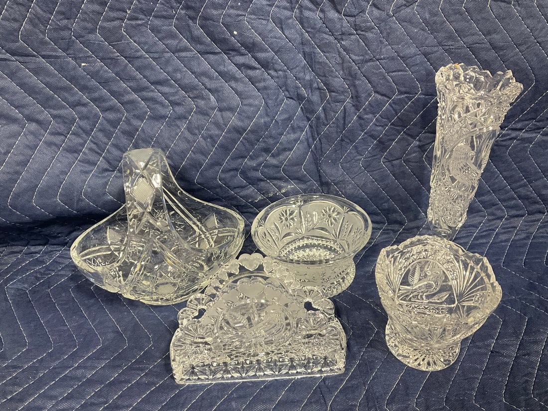 Crystal cut napkin holder, vase, basket, and more(tallest 8.5in.): Crystal cut napkin holder, vase, basket, and more(tallest 8.5in.)