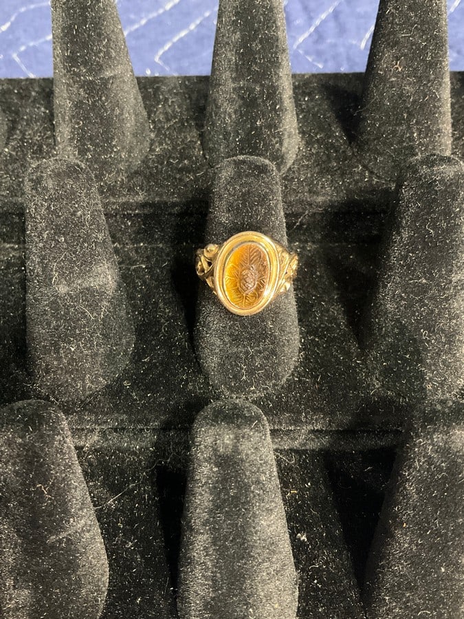 Marked and tested 14kt yellow gold ring with carved yellow citrine(4.7 grams-size 5.5): Marked and tested 14kt yellow gold ring with carved yellow citrine(4.7 grams-size 5.5)