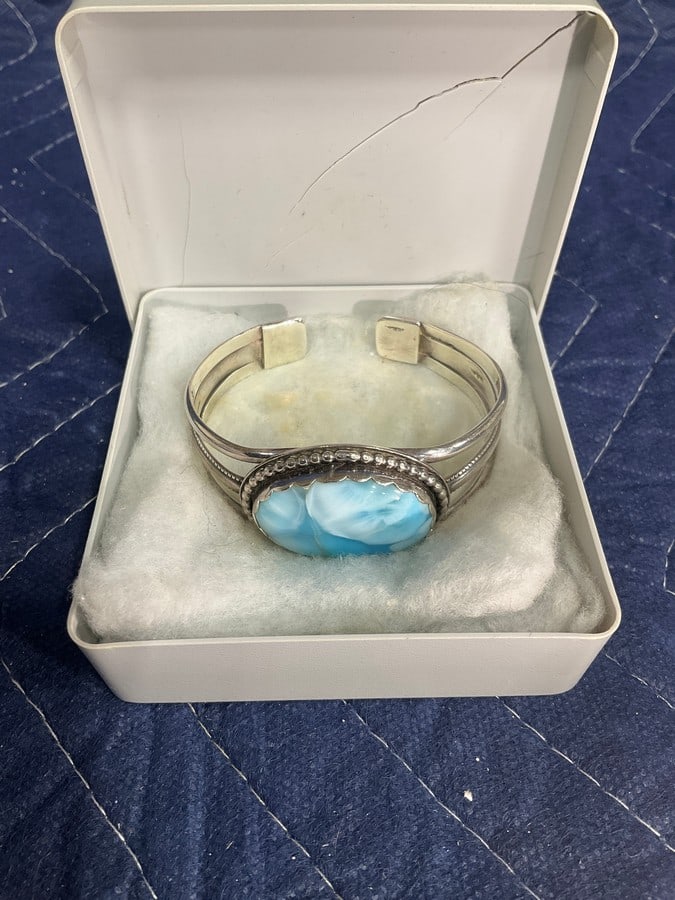 Sterling silver and larimar cuff bracelet designer signed(40.6 grams): Sterling silver and larimar cuff bracelet designer signed(40.6 grams)
