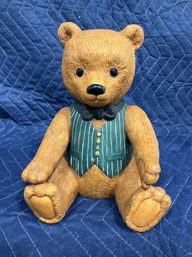 1983 Department 56 Ted D Bear Musical Figure (8.5in Tall): 1983 Department 56 Ted D Bear Musical Figure (8.5in Tall)