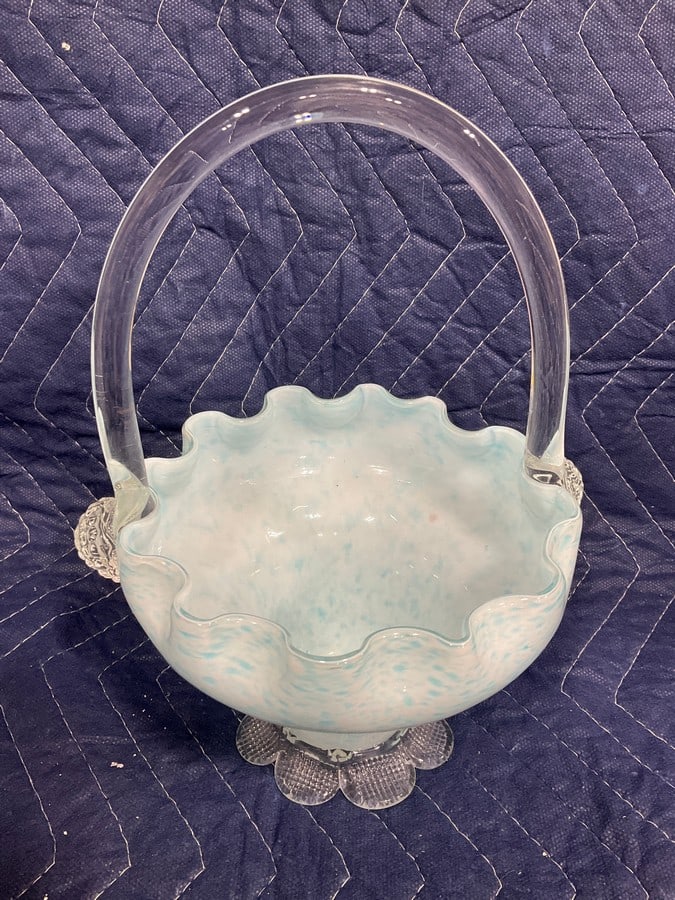 Genuine Venetian Glass Basket (9.5in Tall): Genuine Venetian Glass Basket (9.5in Tall)