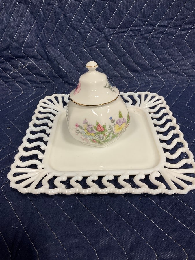 Ansley jar with lid(4.5in.tall) and milk glass dish: Ansley jar with lid(4.5in.tall) and milk glass dish