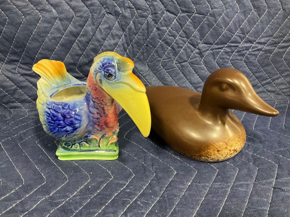 Vintage ceramic bird planter and Pierce california pottery art duck figurine(tallest 5.5in.): Vintage ceramic bird planter and Pierce california pottery art duck figurine(tallest 5.5in.)