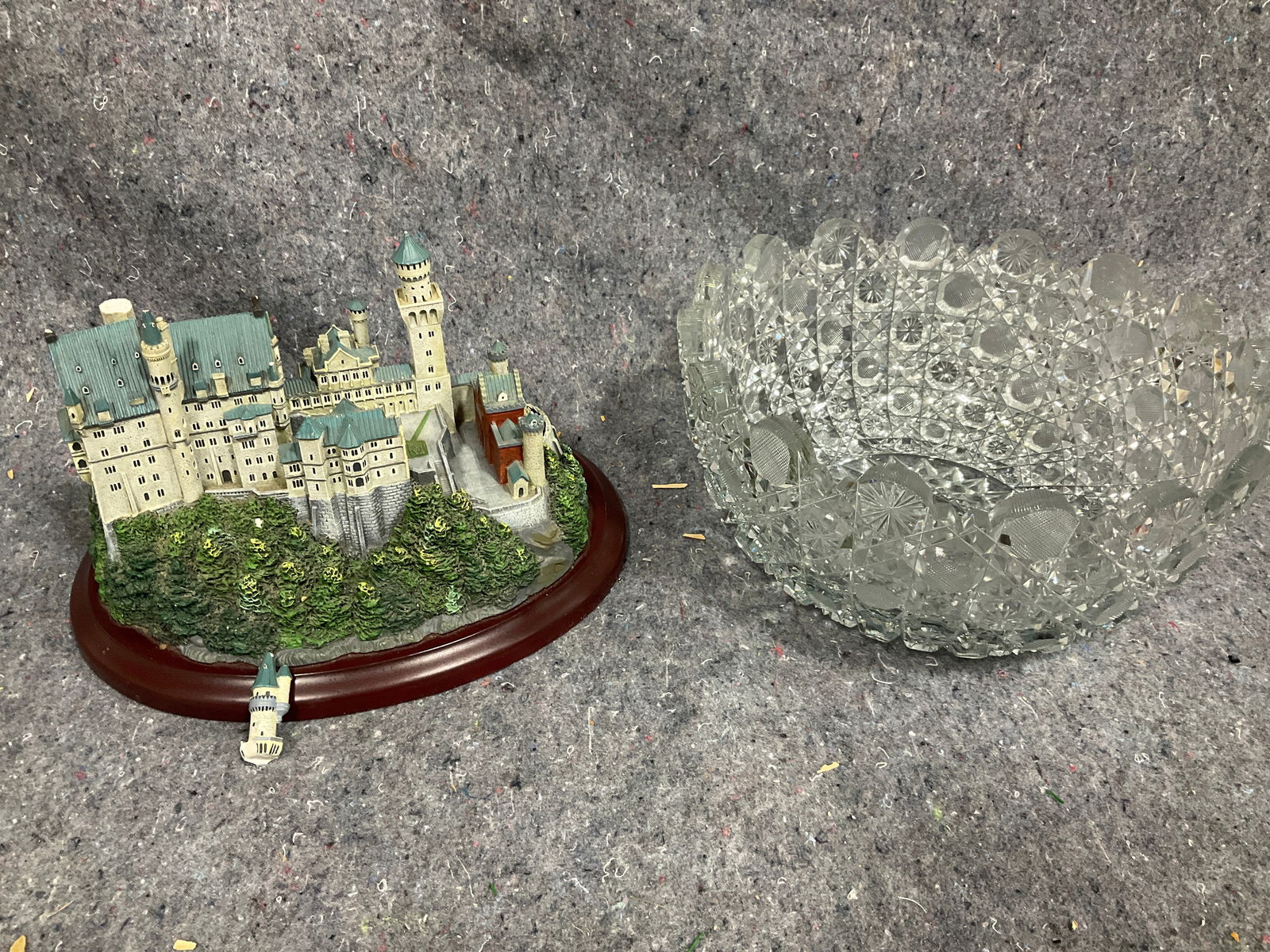 Crystal Cut Bowl (5inx10in), and Lenox Great Castles of the World Ceramic *needs repair*: Crystal Cut Bowl (5inx10in), and Lenox Great Castles of the World Ceramic *needs repair*