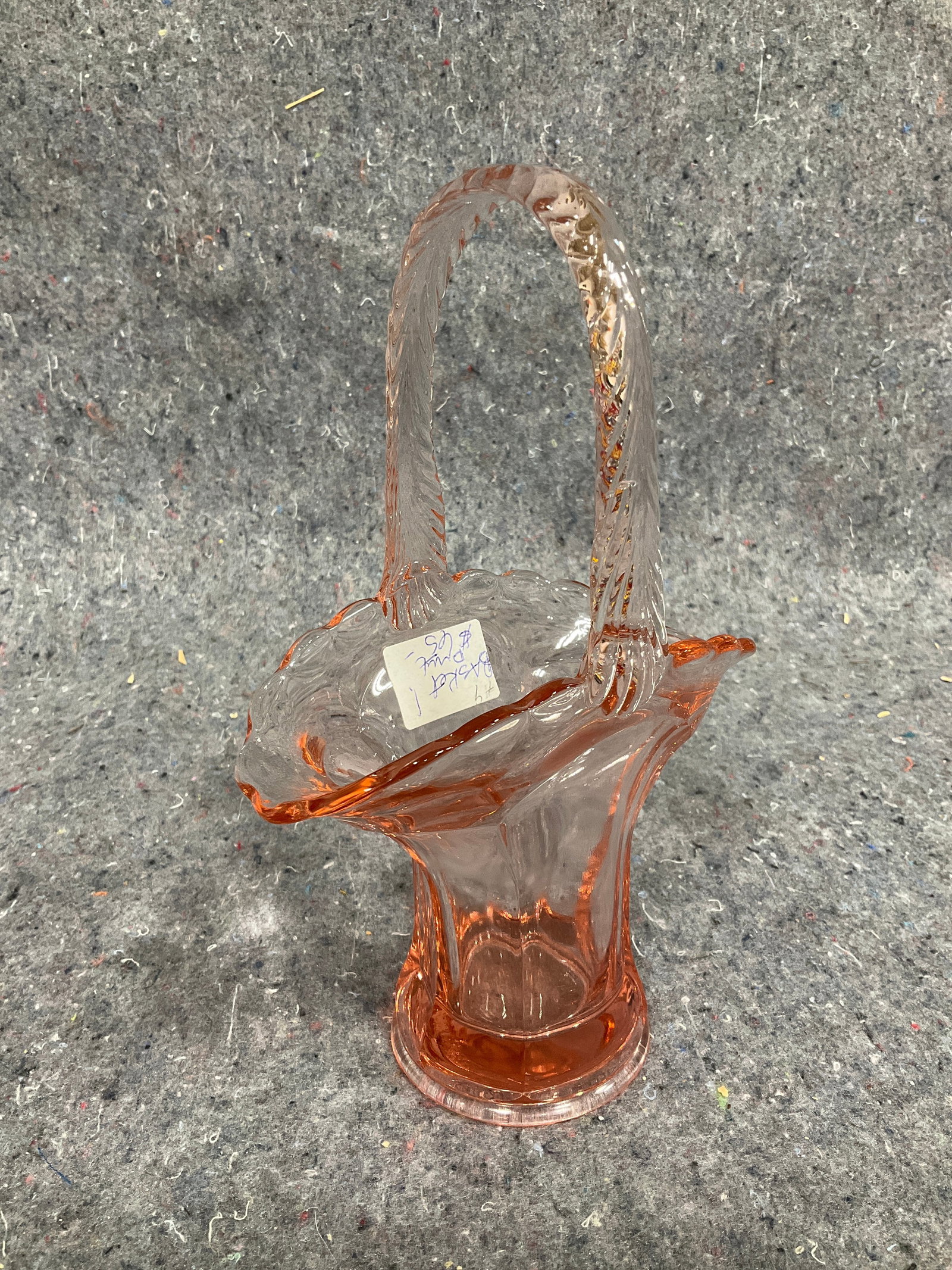 Vintage pink depression glass basket(9in tall): Vintage pink depression glass basket(9in tall)