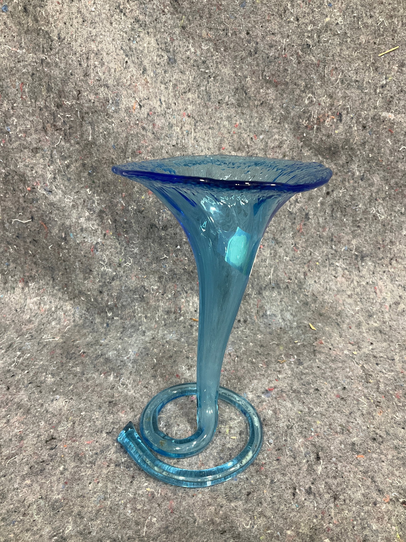 Vintage hand blown blue art glass vase(7in tall) (1 of 1)