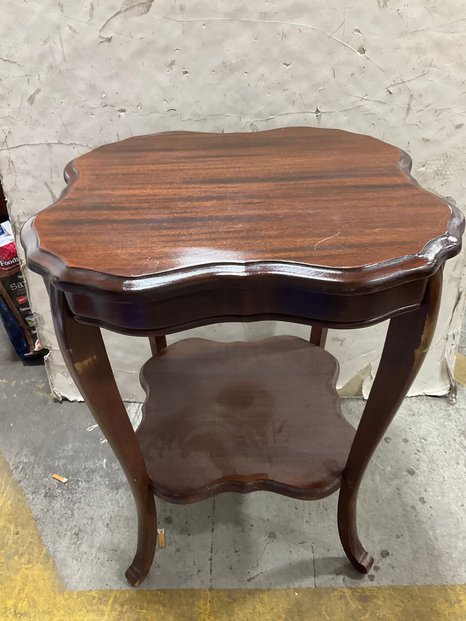 Vintage mahogany lamp table(23.5inx23.5inx29in) (1 of 1)