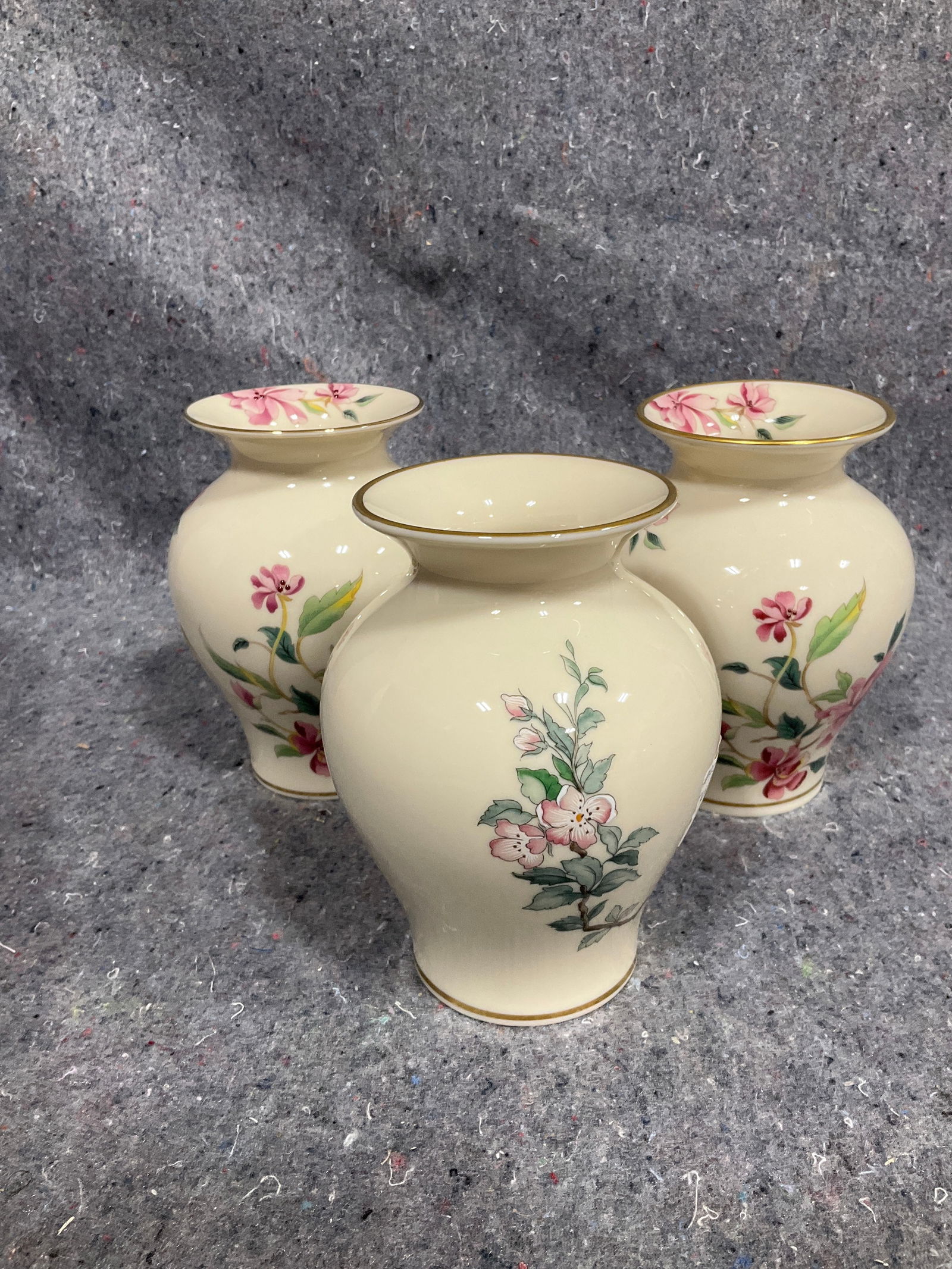 Lenox vases(tallest 5.5in): Lenox vases(tallest 5.5in)