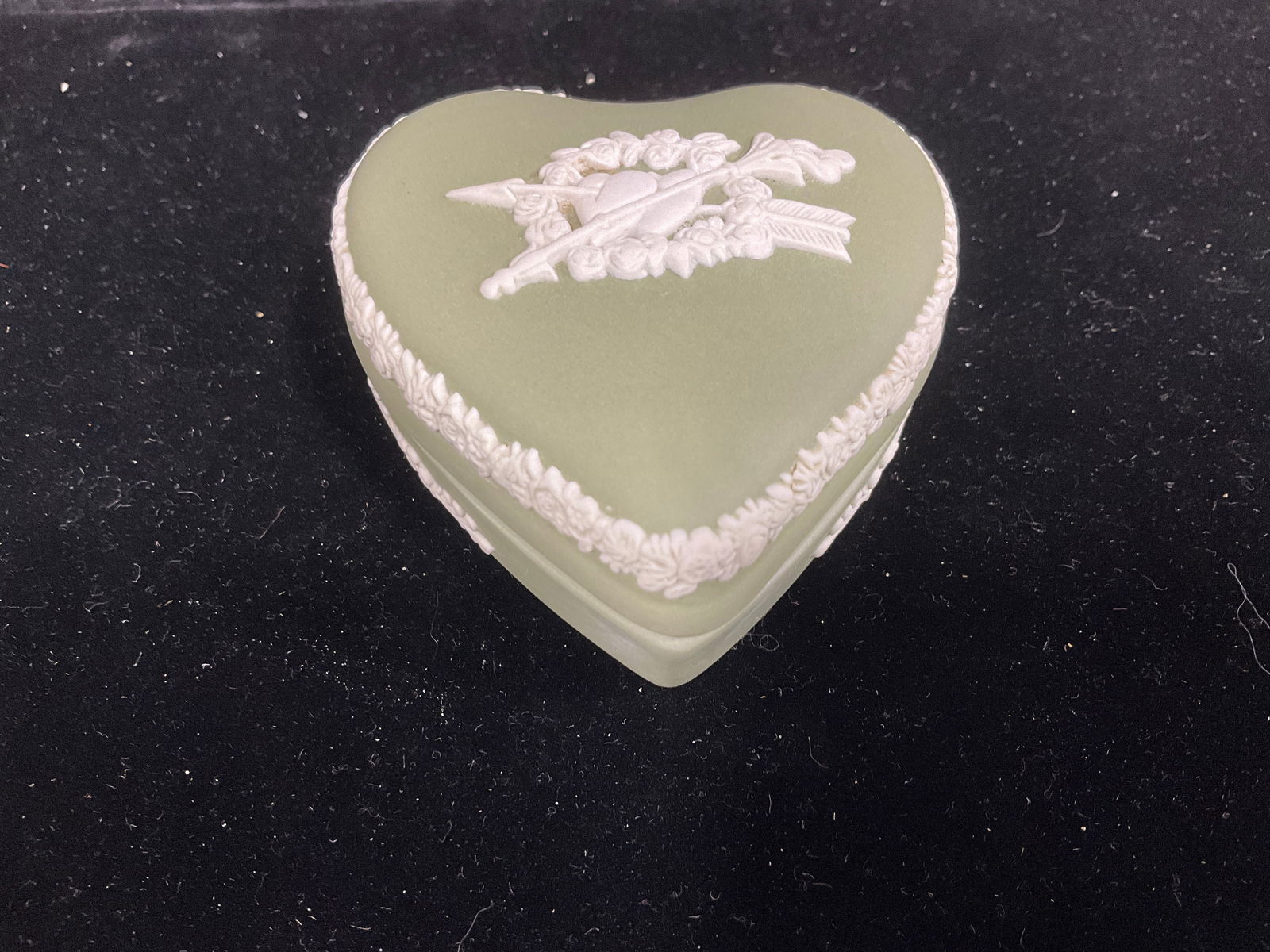 Wedgwood heart shaped trinket box: Wedgwood heart shaped trinket box