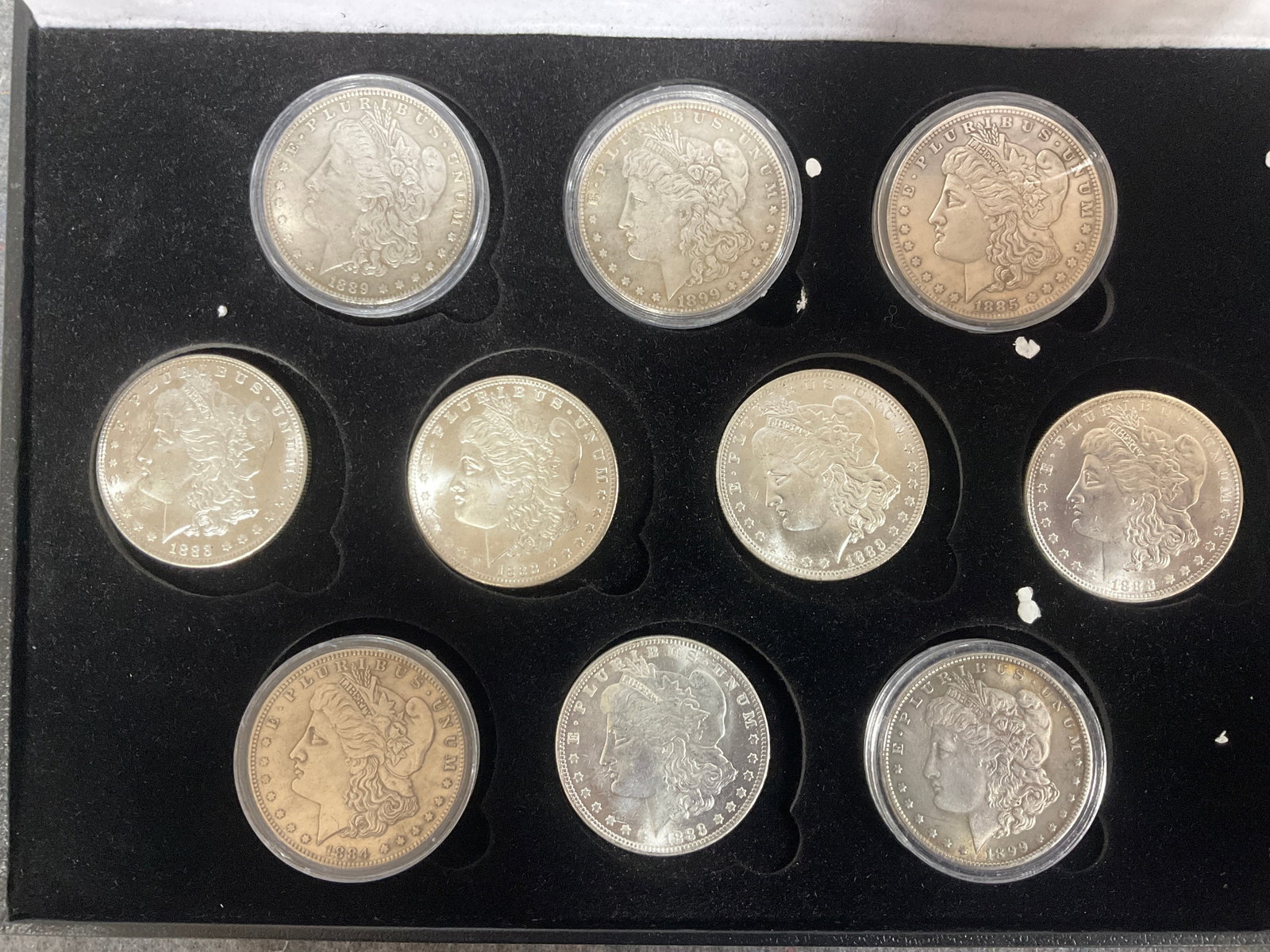 Replica coins