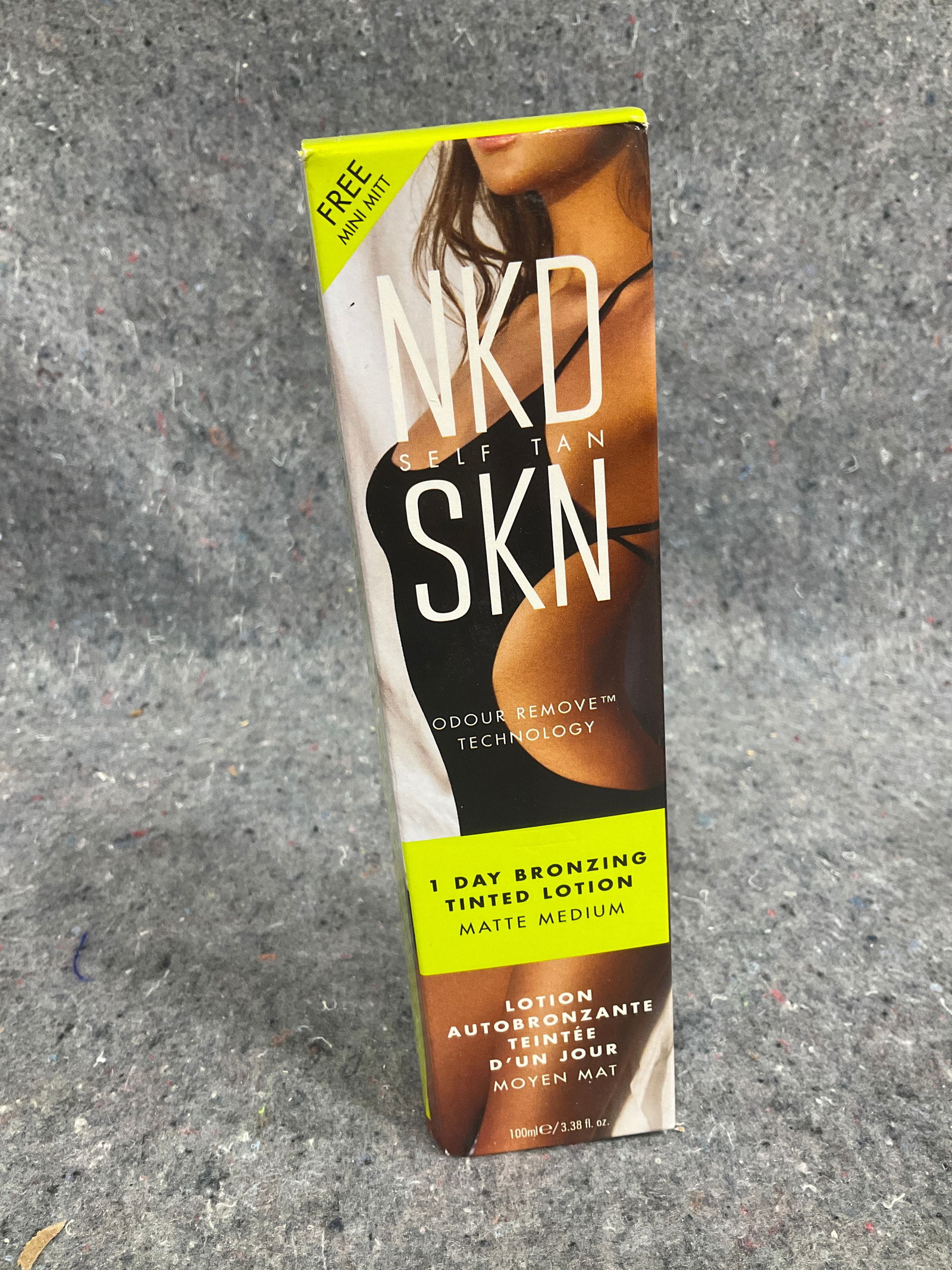 NKD SKN self tan bronzing lotion(100mL): NKD SKN self tan bronzing lotion(100mL)