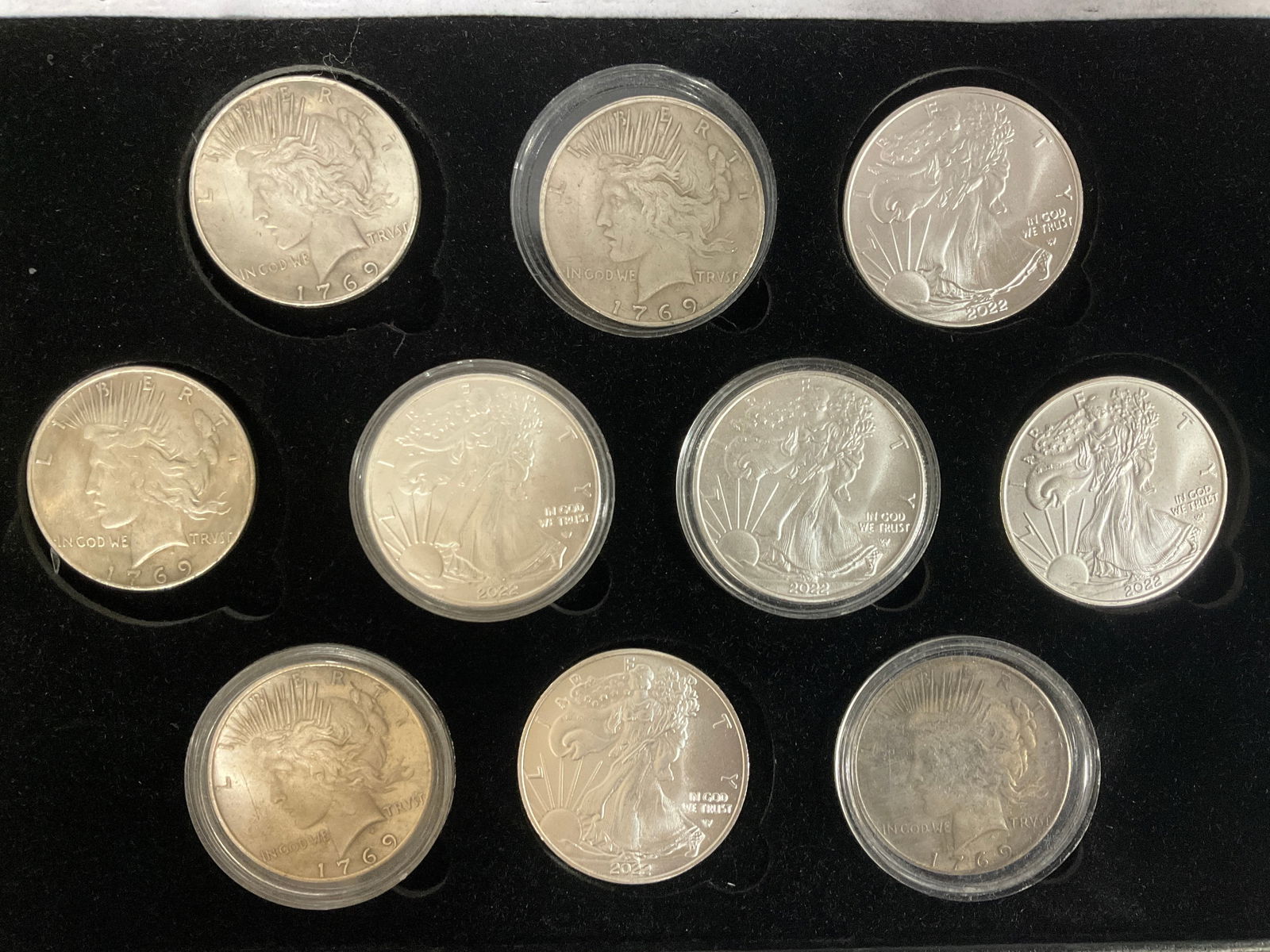Replica coins: Replica coins