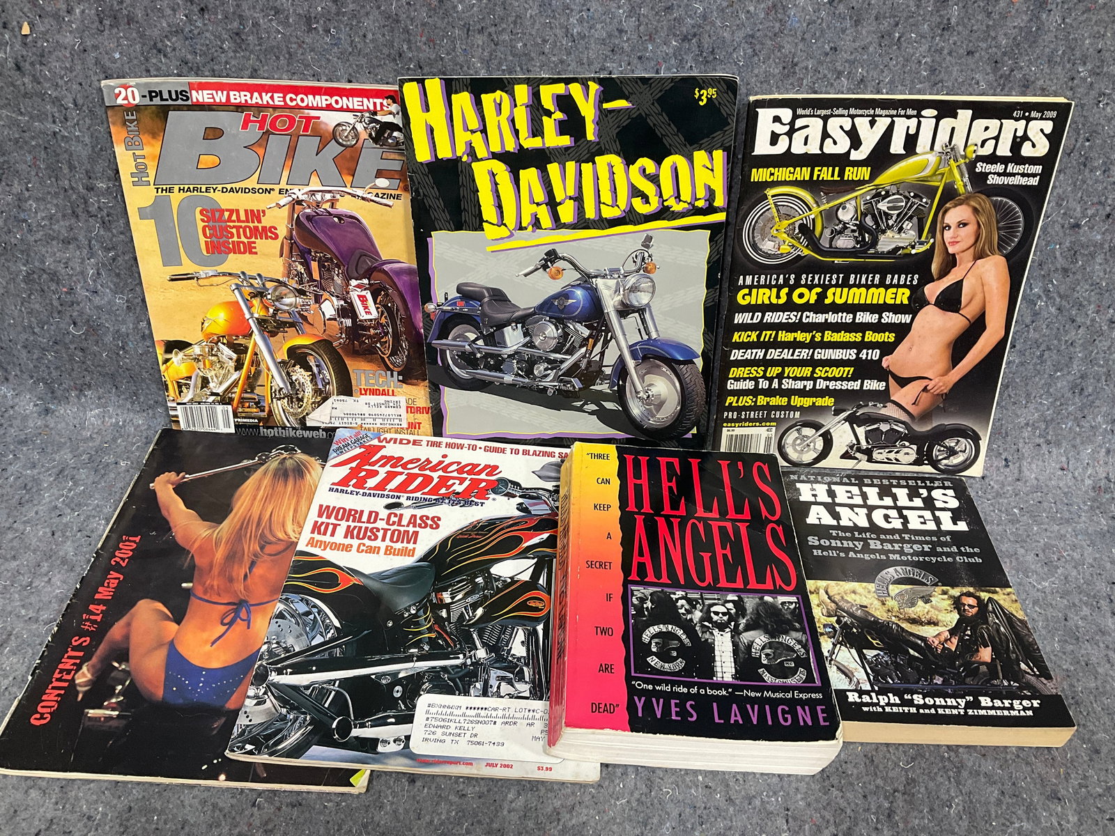 Various motorcycl magazines and Hell's Angels book: Various motorcycl magazines and Hell's Angels book